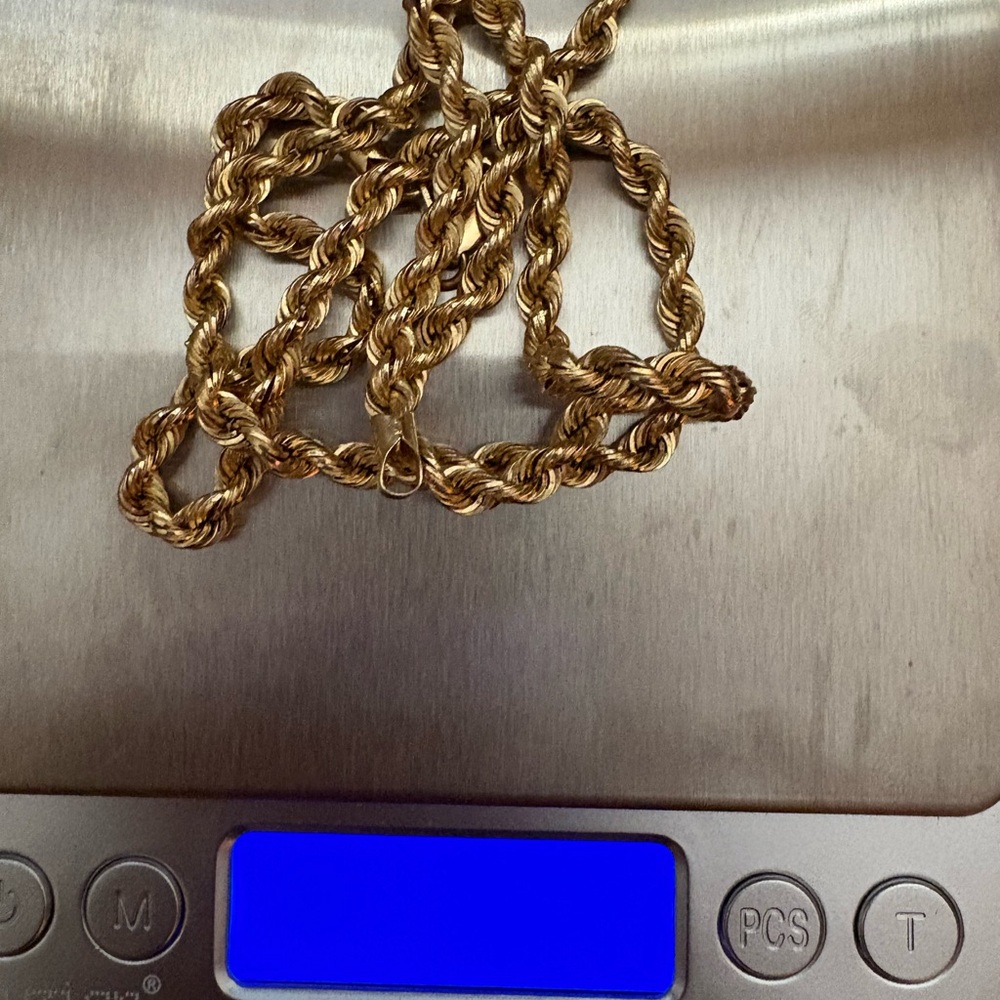 GUC Stamped 14k gold rope necklace. 20 inches long - Picture 6 of 14